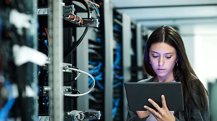 &bull; Windows Server 2022 دی 1404