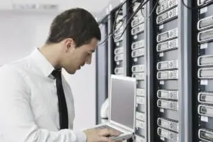 Windows Server 2012 21 مایکروسافت لایسنس • Windows Server 2012 آبان 1404
