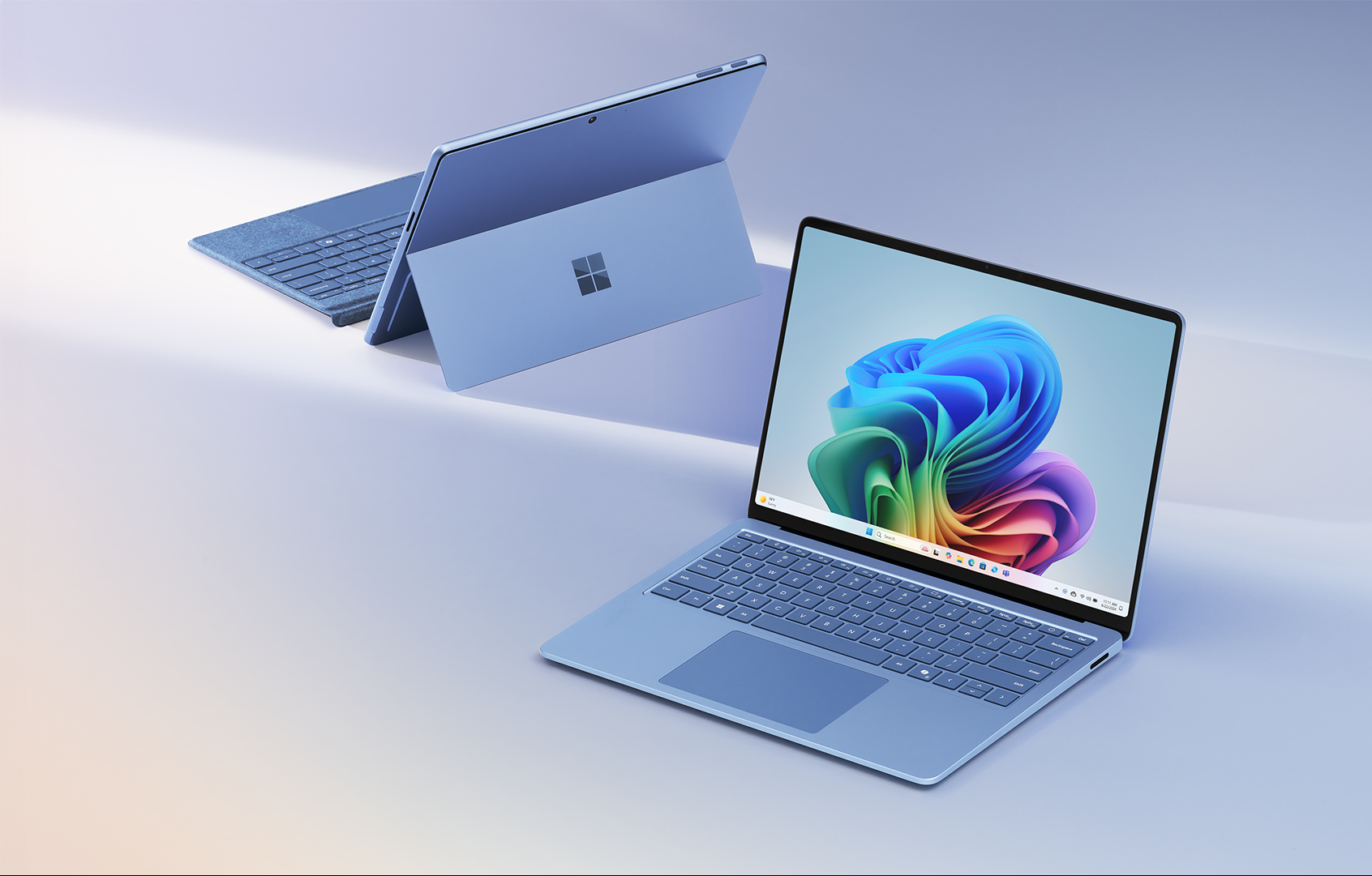 &bull; Microsoft Surface دی 1404