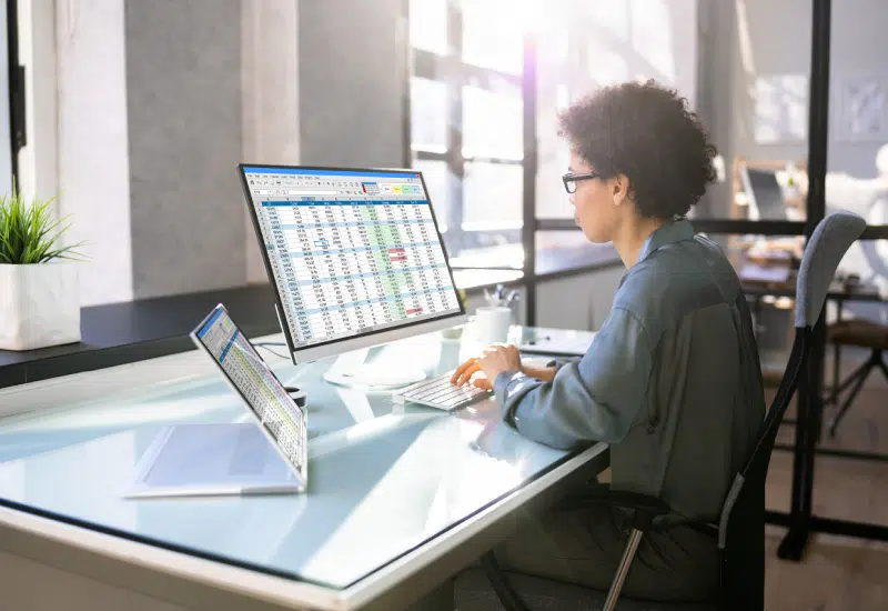 • Google Sheets در برابر Microsoft Excel: بررسی و مقایسه‌ای جامع مهر 1404