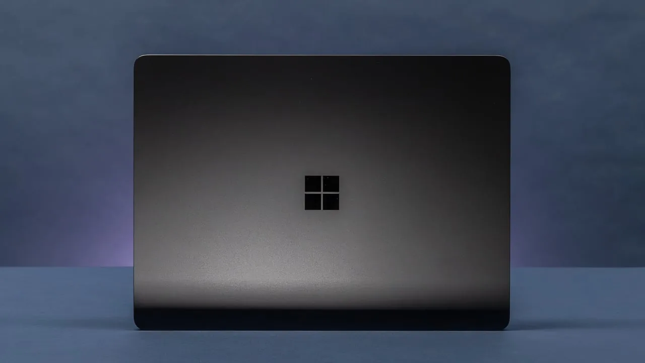 • بهترین مدل Microsoft Surface کدام است؟ چگونه مدل مناسب را برای خود انتخاب کنیم؟ مهر 1404