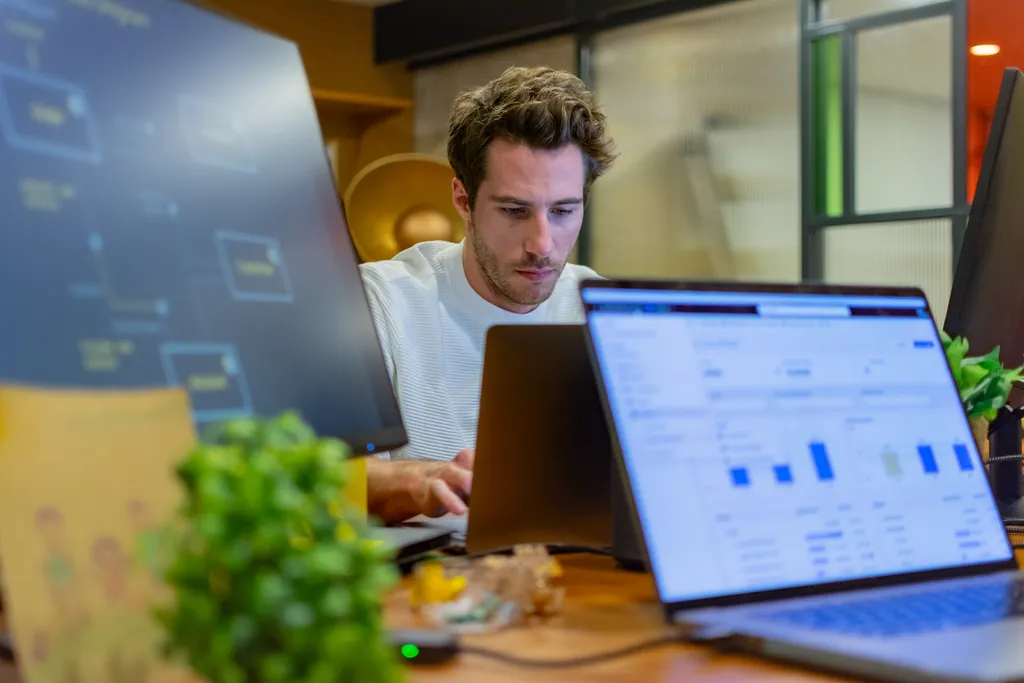 &bull; چگونه فایل‌های خود را در فضای ذخیره‌سازی ابری سازمان‌دهی کنیم؟ اسفند 1404