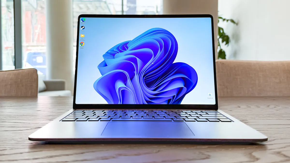 &bull; چند پیش‌بینی خیلی زودهنگام درباره Windows 12 بر اساس تغییرات مایکروسافت در Windows 11 تیر 1405