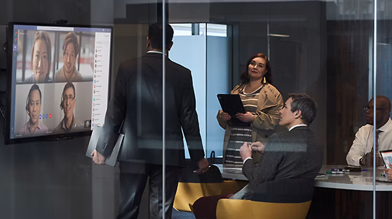 &bull; Office 365 تیر 1405